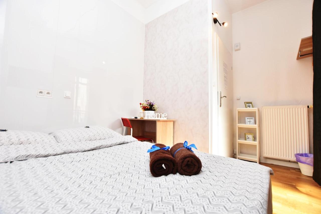 City Central Hostel Вроцлав Екстериор снимка