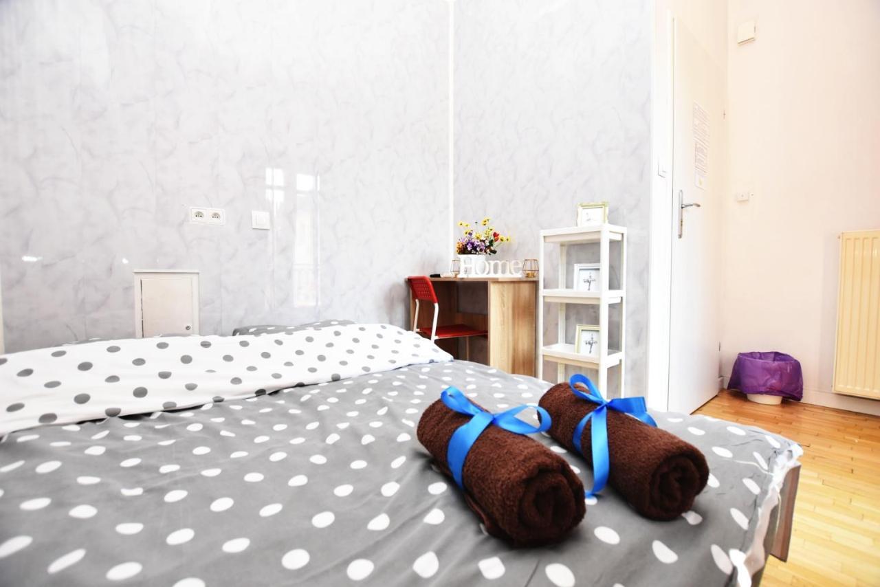 City Central Hostel Вроцлав Екстериор снимка