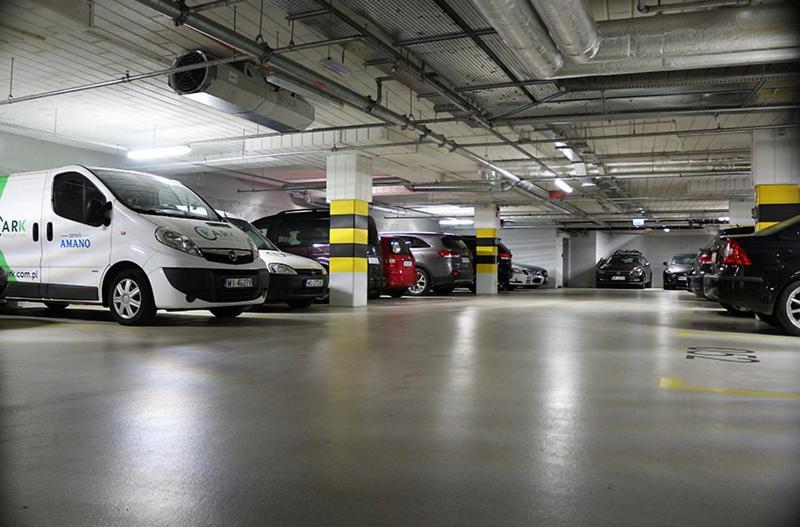 City Central Hostel Вроцлав Екстериор снимка
